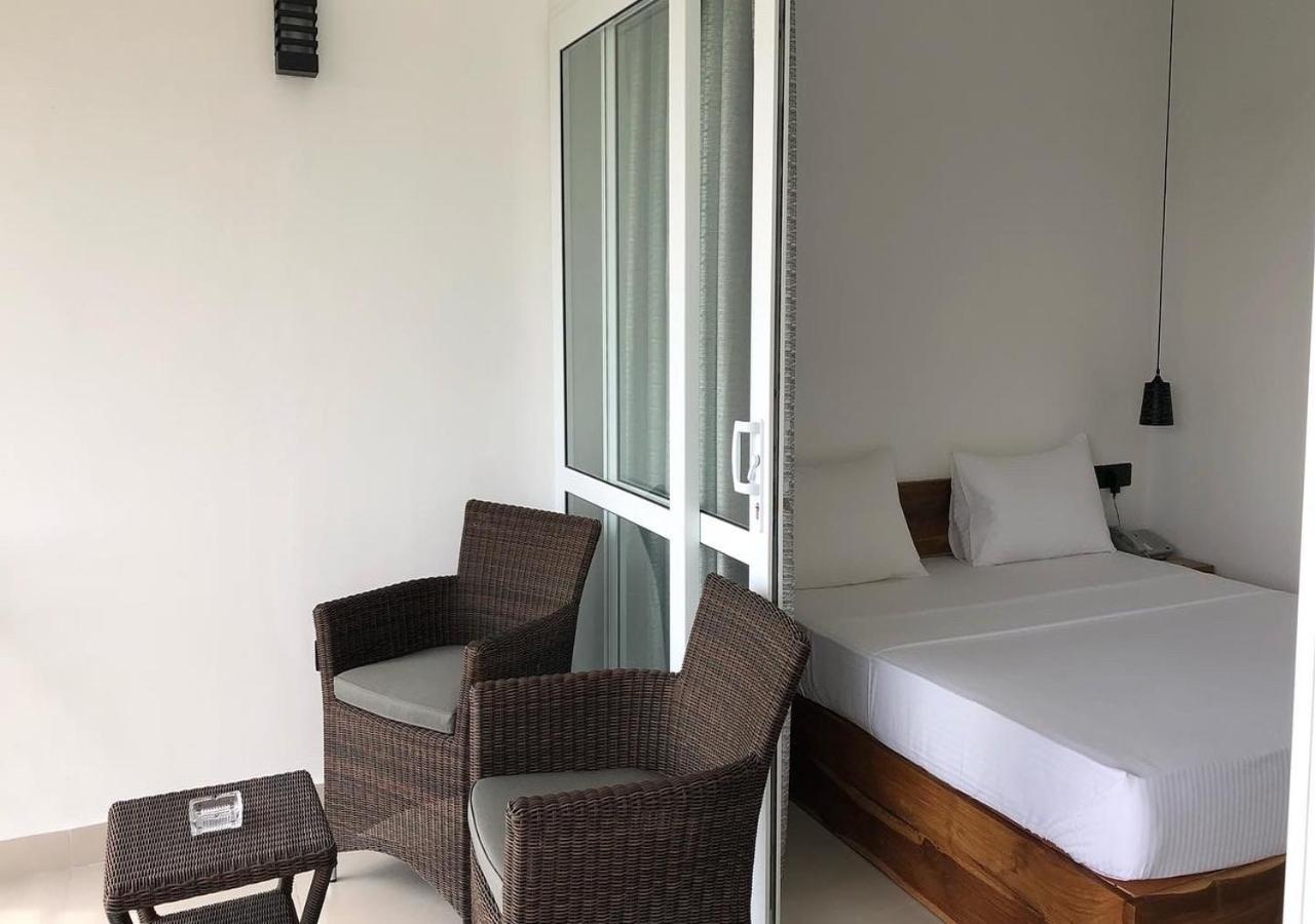 Hotel Atteriya Sigirîya Extérieur photo